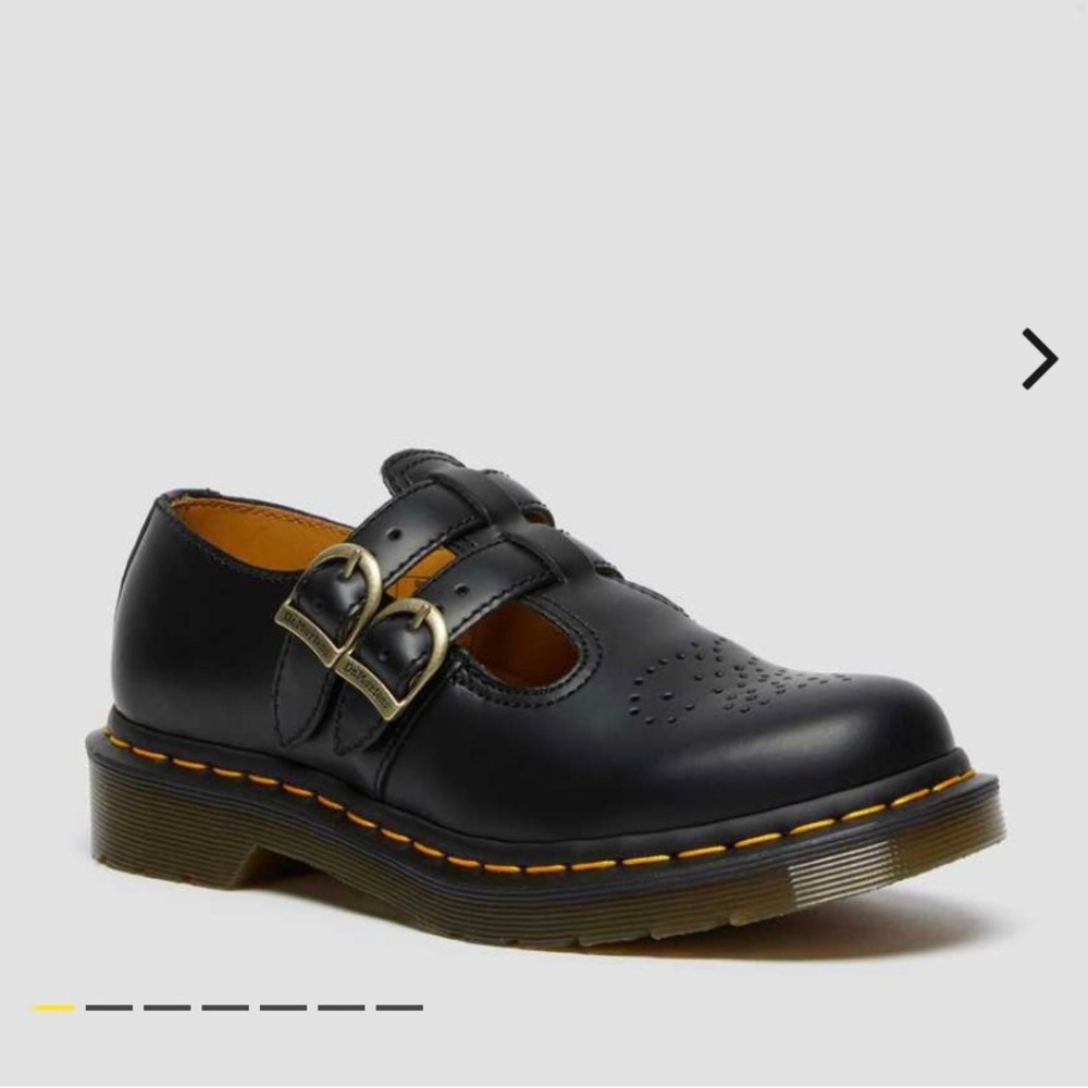 New 8065 Mary Jane Dr. Martens